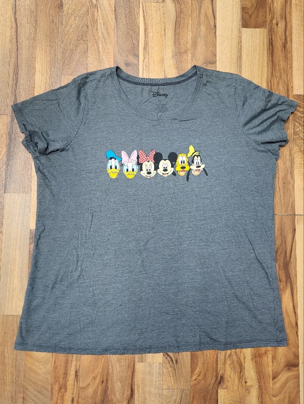 Torrid Size 3 Disney Mickey and Friends Classic T-shirt gray